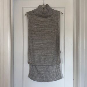Banana Republic Gray Sleeveless Turtleneck Sweater